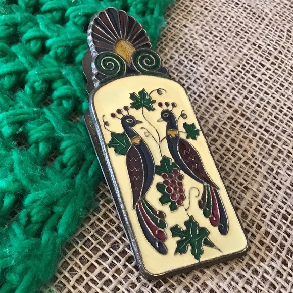 Vintage Enameled peacock desk clip. - Picture 1 of 6